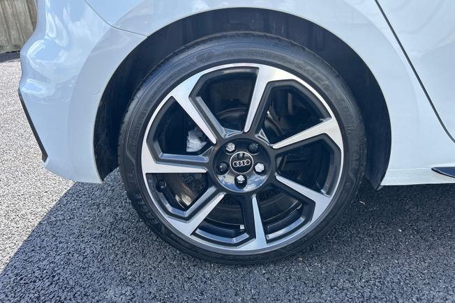 AUDI A1 Photo 28
