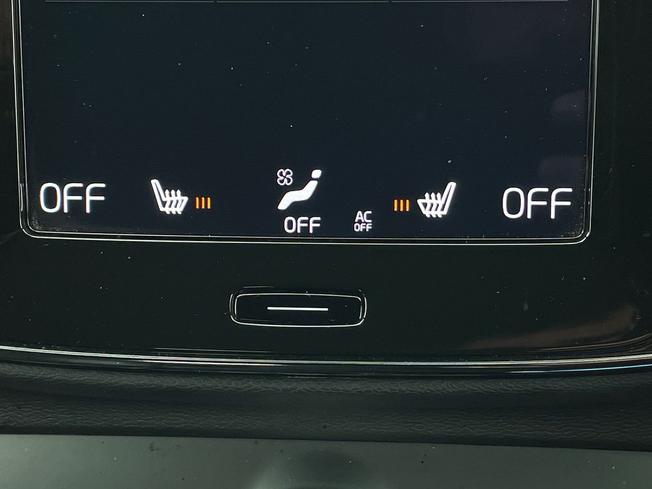 VOLVO Xc40 Photo 46