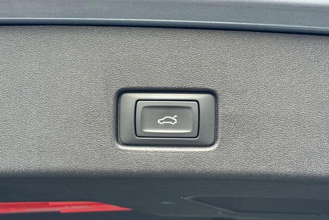 AUDI Q4 E-Tron Photo 28