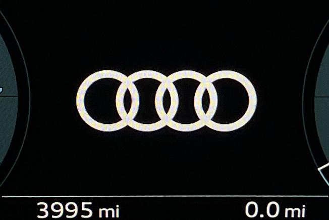 AUDI Q3 Photo 15