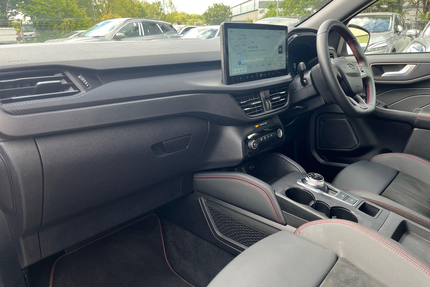 Ford KUGA Photo 17