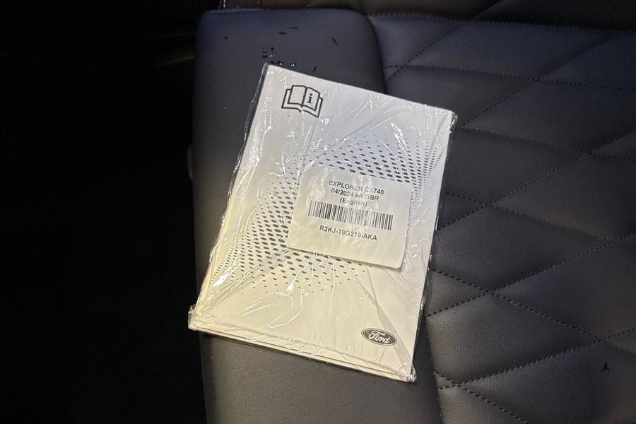 Ford Explorer Photo autoimg-4b02d56310a811054b82f6117d5201a29e2b0015.jpg