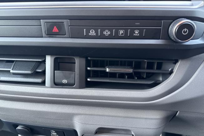 VOLKSWAGEN Transporter Photo 45
