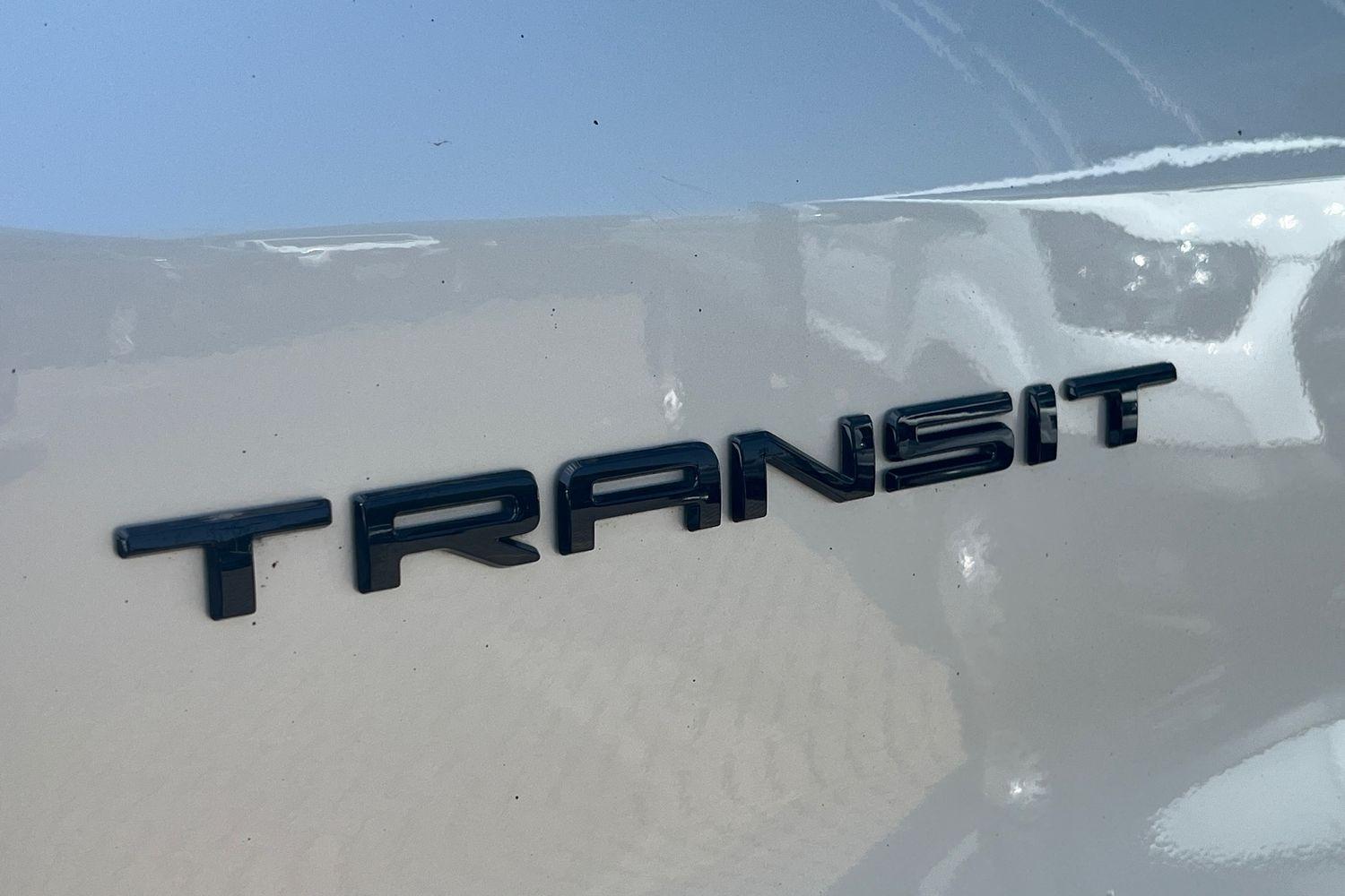 Ford TRANSIT Photo 18