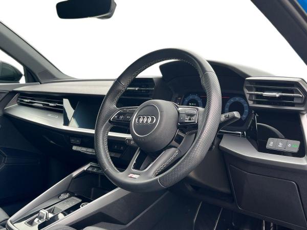 Audi A3 Photo autoimg-4b0a02ec71d117c8d6a6e5e13b7f9845a5570c17.jpg
