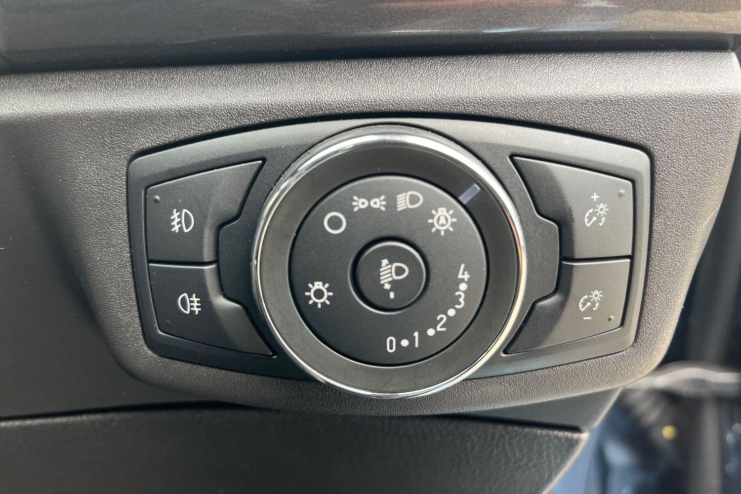 Ford Mondeo Photo 35