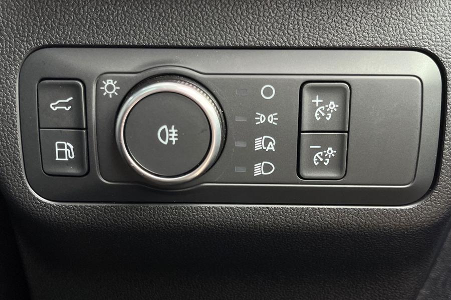 Ford Kuga Photo autoimg-4b111ee41cf38b368cdfd88b19d56f9f3636ab50.jpg