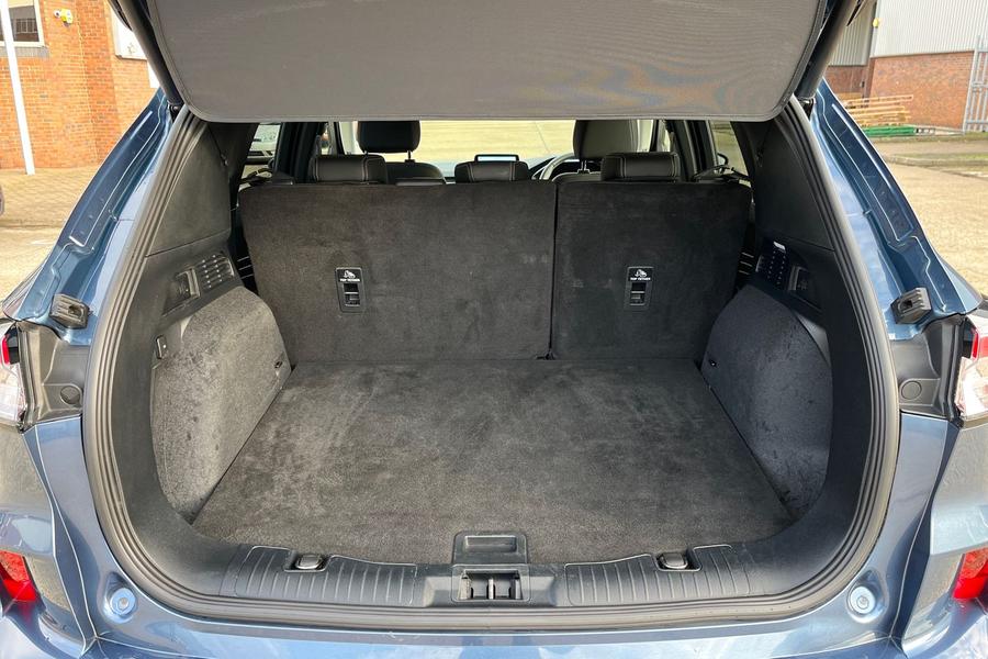 Ford Kuga Photo autoimg-4b114283e10f1344893ae67d9eecdf8dc6d8b355.jpg
