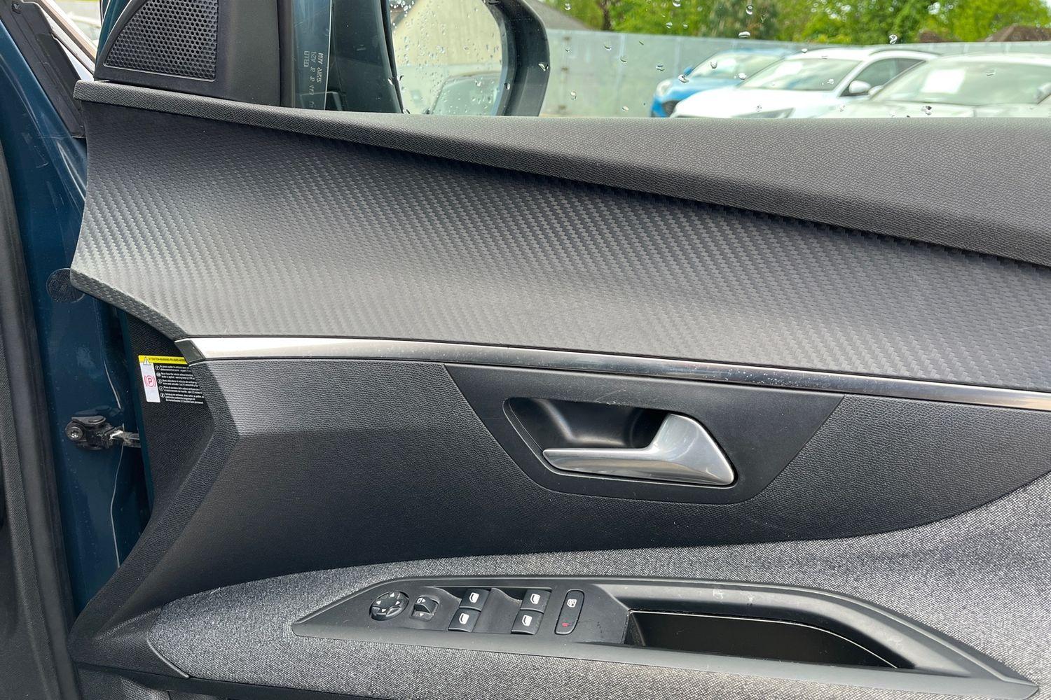 Peugeot 5008 Photo 23