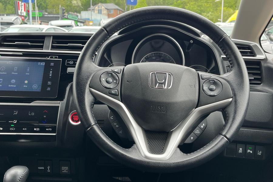 Honda JAZZ Photo autoimg-4b1271a99f55a1abfbef2147c1326fe5273b24e8.jpg