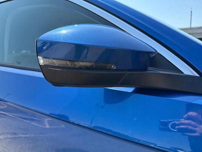 VOLKSWAGEN T-Roc Photo 19