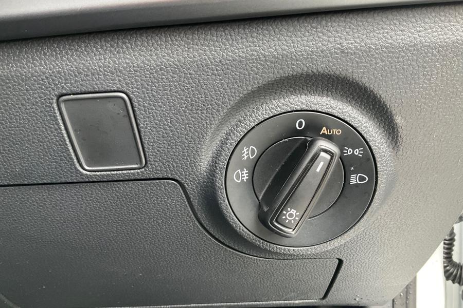 SEAT IBIZA Photo autoimg-4b1c8688ec4aa920592466a299028c724c15adf7.jpg