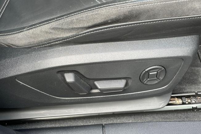 AUDI Q3 Photo 23