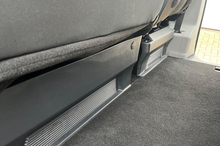 Used Ford TRANSIT CUSTOM WO25USX 33