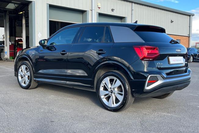 Audi Q2 Photo 29
