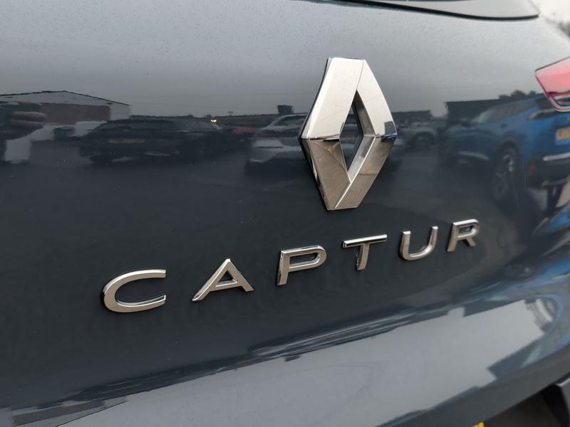 Used Renault Captur ST72AKN 27