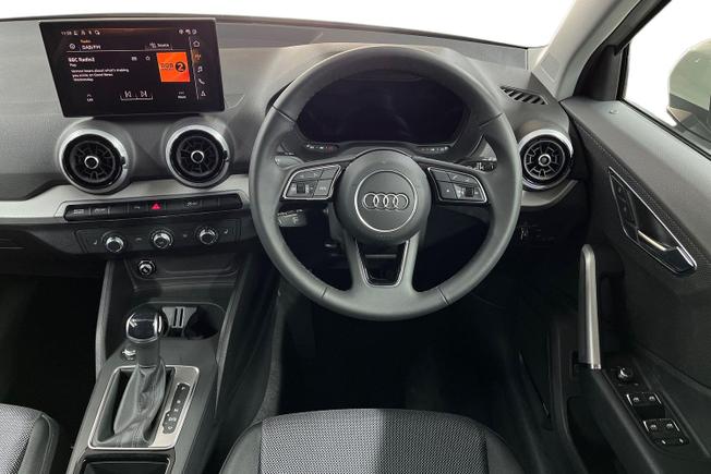 AUDI Q2 Photo 11