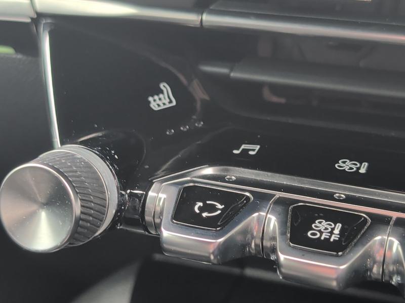 Used Peugeot 2008 NG22ZNW 41