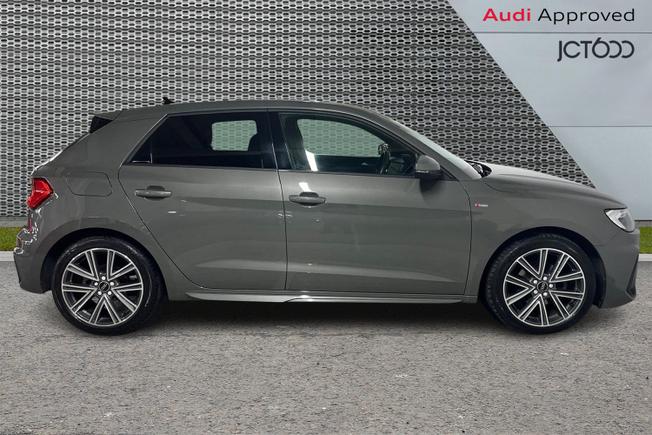 AUDI A1 Photo 4