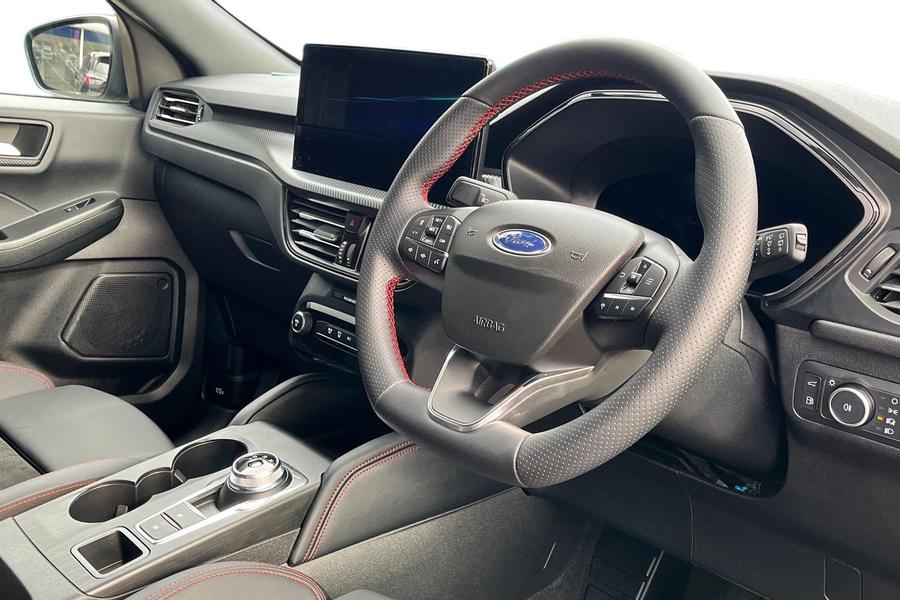 Ford Kuga Photo autoimg-4b31c138bd189acdddca0c3bf7b80977410a4788.jpg