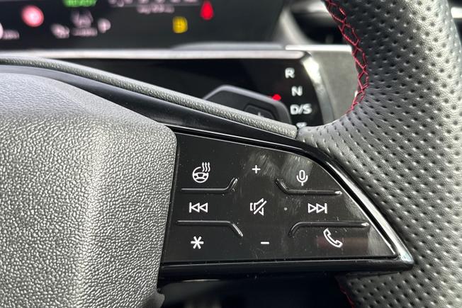 Audi Q3 Photo 17
