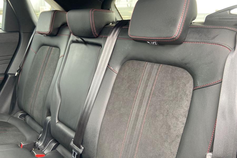 Ford KUGA Photo autoimg-4b36c68731b365151aa62afe70f09bf3a5c046e4.jpg