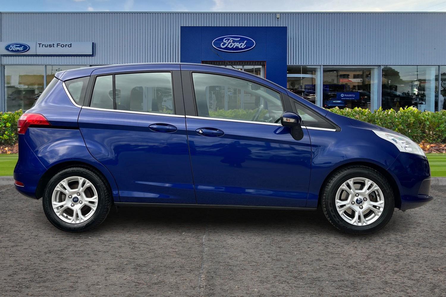 Ford B-MAX Photo 2