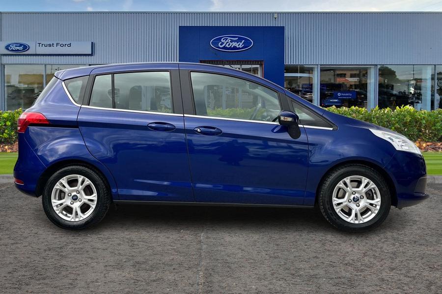 Ford B-MAX Photo autoimg-4b38cf4b8f0083aaf0212ad90e7b97cefbe70eed.jpg