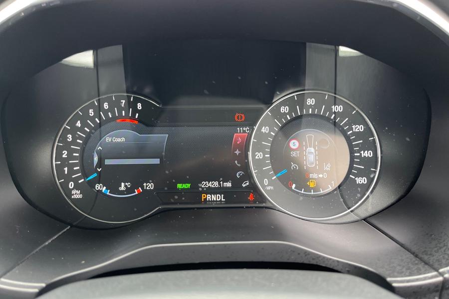 Ford Galaxy Photo autoimg-4b39dfdd5e0ff368e9b35c5d33ab0c90ba2b5b7c.jpg