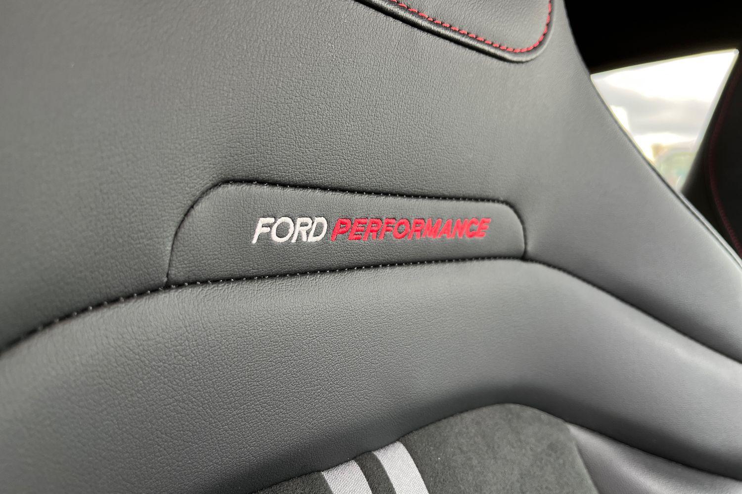 Ford Puma Photo 37
