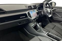AUDI Q3 Photo 2