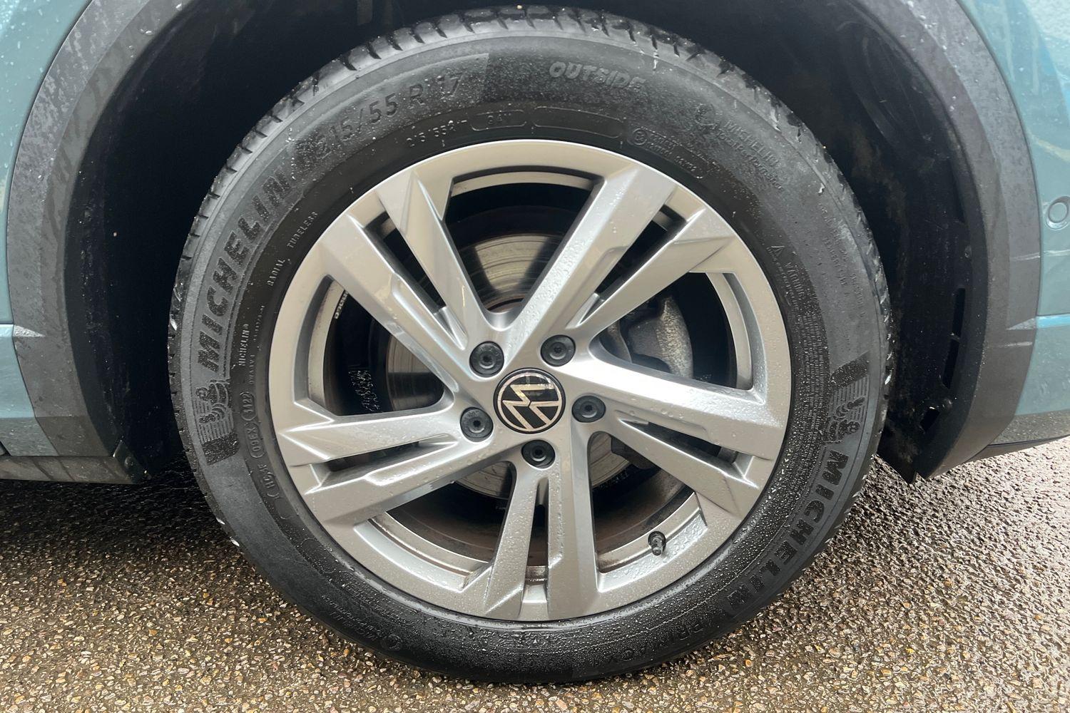 Volkswagen T-ROC Photo 24