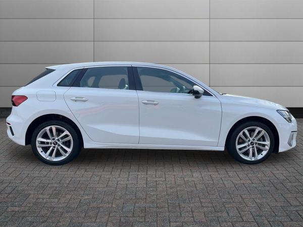 Audi A3 Photo autoimg-4b406a070358d98be01b2a85a25723289ff73d04.jpg
