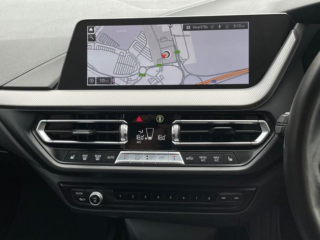 BMW 1 Series Photo 14