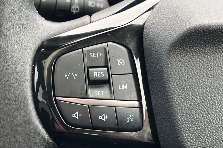 Ford PUMA Photo autoimg-4b47f21b73a187548135aab89ad6b4ae201788cd.jpg