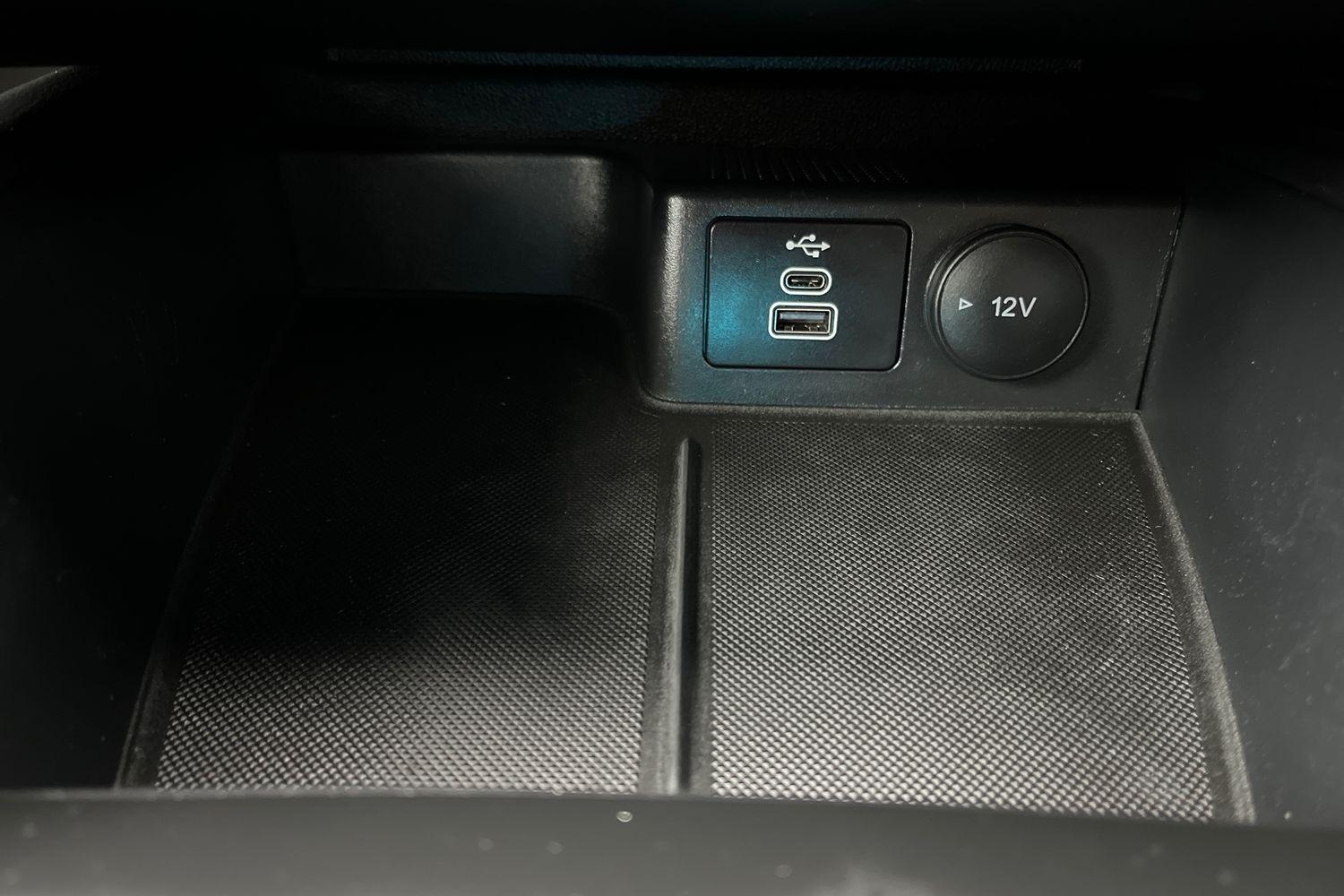 Ford FOCUS Photo 27