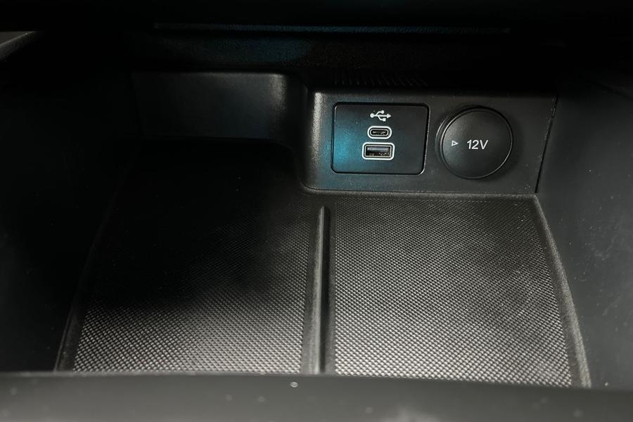 Ford FOCUS Photo autoimg-4b499af63606bfce0555b60caa5e3262068c6896.jpg