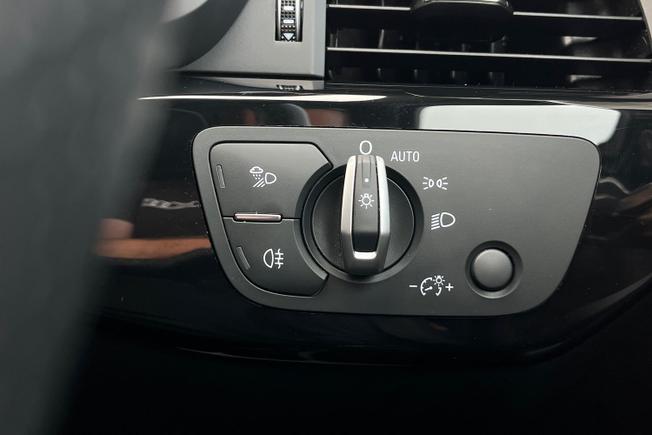 AUDI A4 Photo 44