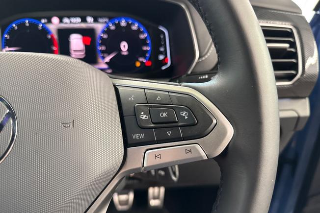 VOLKSWAGEN T-Cross Photo 17