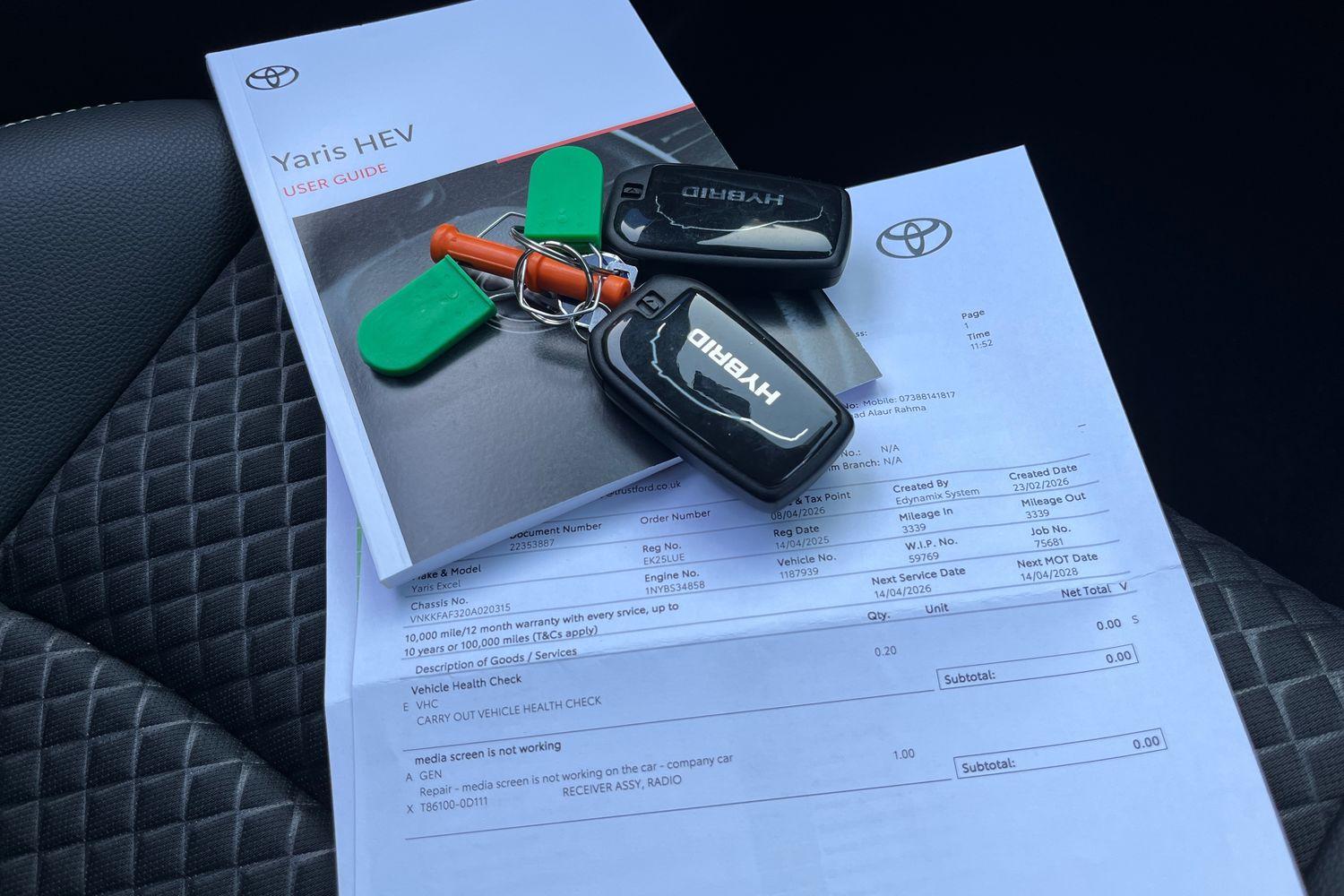 Toyota YARIS Photo 21
