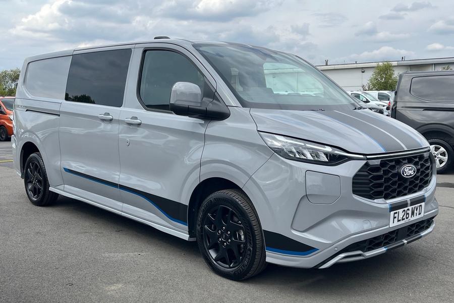 Ford TRANSIT CUSTOM Photo autoimg-4b513fb1cfe62df4ff63f35cbc4a75f71bb48246.jpg