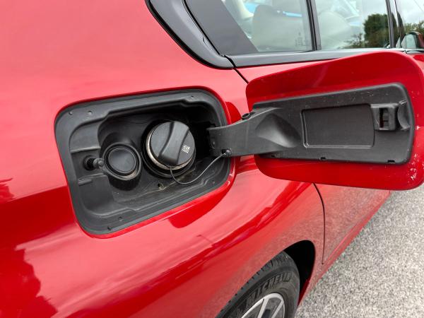 BMW 3 Series Photo autoimg-4b56d2712e005d2edd52dd596022d2c24e1dd894.jpg