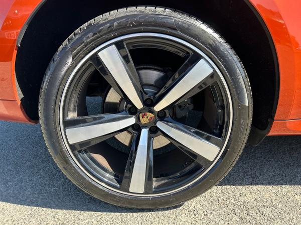 Porsche Macan Photo autoimg-4b57d5c802476e5147074ddf4f4584e028881df6.jpg