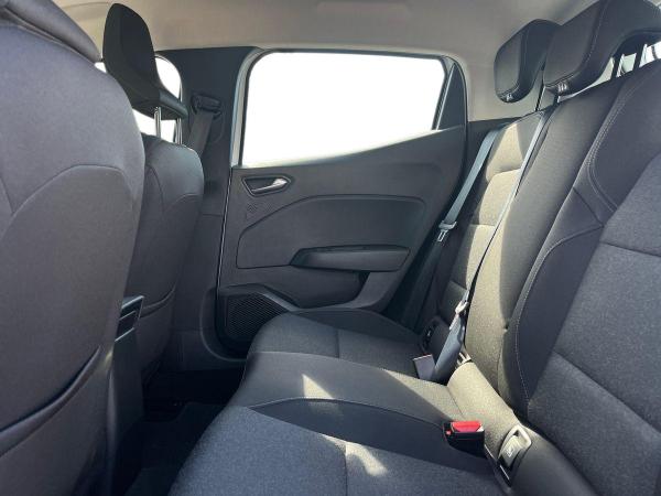 Renault Clio Photo autoimg-4b5b928a8f3ad01ce08915fd8f5d59a4e067ea83.jpg