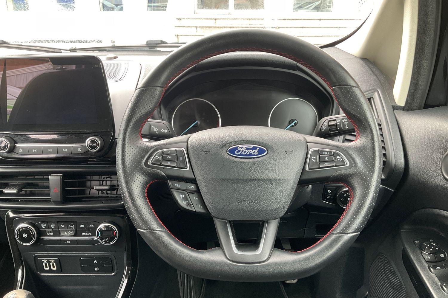 Ford ECOSPORT Photo 11