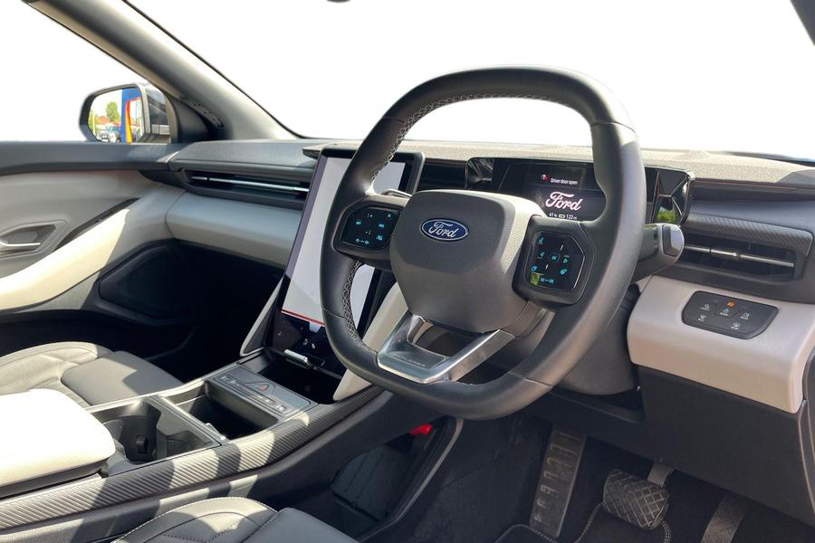 Ford Explorer Photo autoimg-4b6509d2da5a3a9eb6583a14c44a9232791af488.jpg
