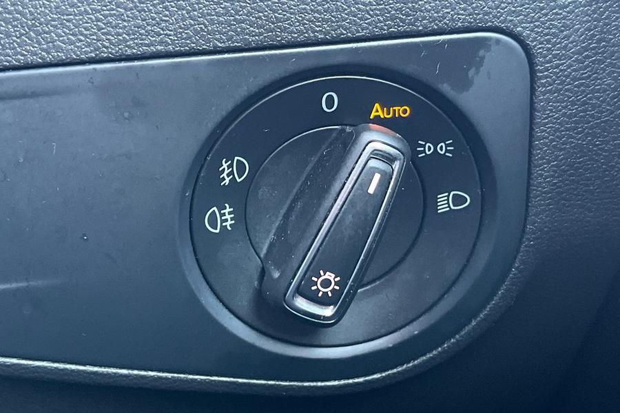 Volkswagen TIGUAN Photo autoimg-4b656686901ab73e3a5ef033e59e22abf24d3e4f.jpg