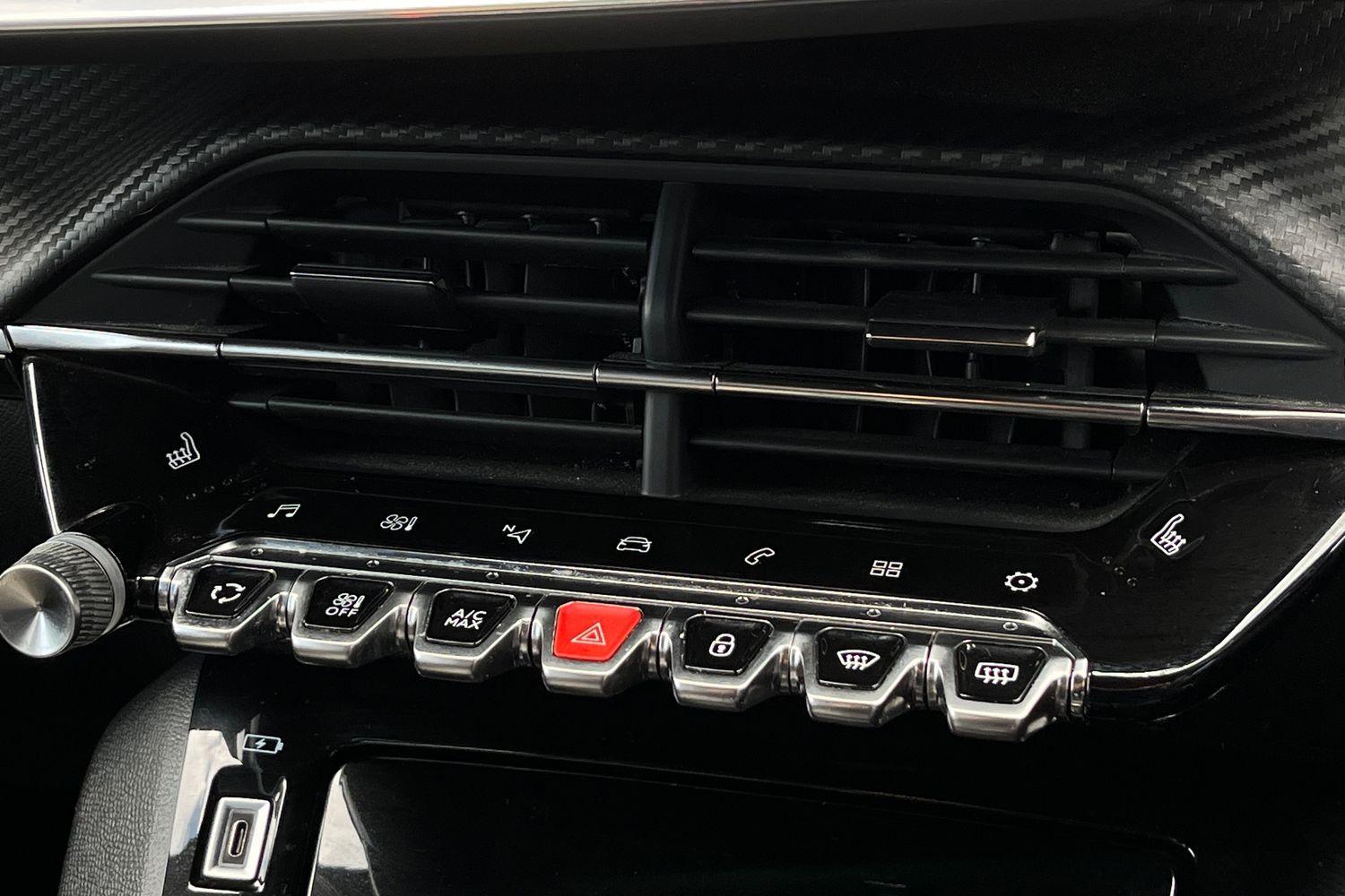 Peugeot 2008 Photo 32