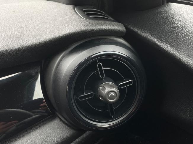MINI Hatch Photo 34