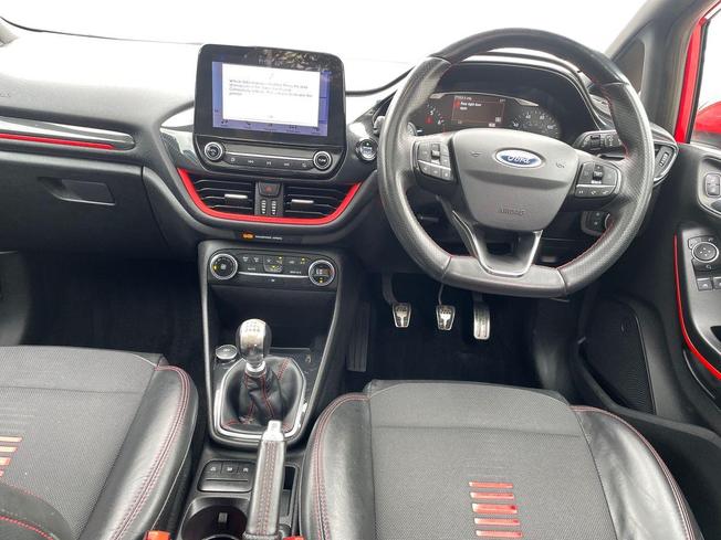 FORD Fiesta Photo 10